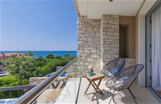 Foto 1 - Casa de 3 habitaciones en Umag con piscina privada y vistas al mar