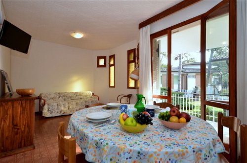 Foto 3 - Casa con 2 camere da letto a Lignano Sabbiadoro con terrazza e vista mare