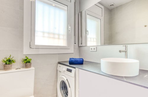 Foto 14 - Casa con 2 camere da letto a Castelló d'Empúries con piscina privata e giardino