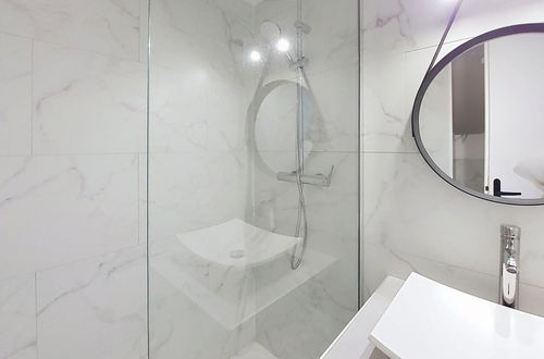 Foto 7 - Appartamento con 1 camera da letto a La Grande-Motte con piscina e giardino