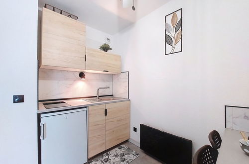 Foto 4 - Appartamento con 1 camera da letto a La Grande-Motte con piscina e giardino