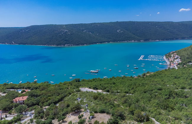 Casa de 5 quartos em Raša com piscina privada e jardim - Foto 32