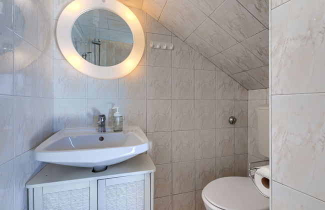 Casa de 5 quartos em Raša com piscina privada e jardim - Foto 52