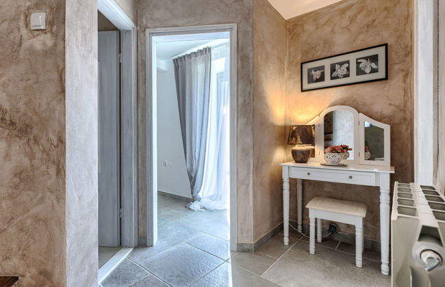 Casa de 5 quartos em Raša com piscina privada e jardim - Foto 24