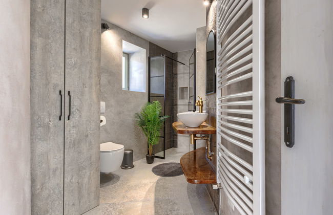 Casa de 5 quartos em Raša com piscina privada e jardim - Foto 47