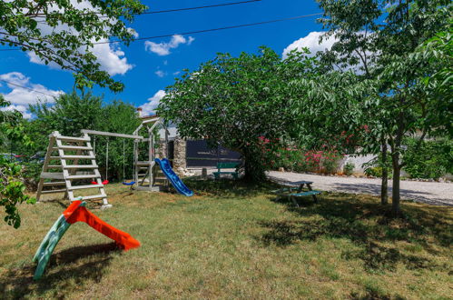 Foto 27 - Casa con 3 camere da letto a Raša con piscina privata e vista mare