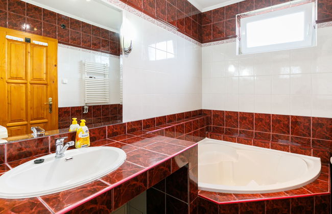 Casa de 3 quartos em Kőröshegy com piscina privada e jardim - Foto 9