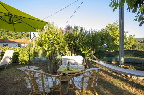 Photo 27 - Appartement de 2 chambres à Pićan avec piscine et jardin