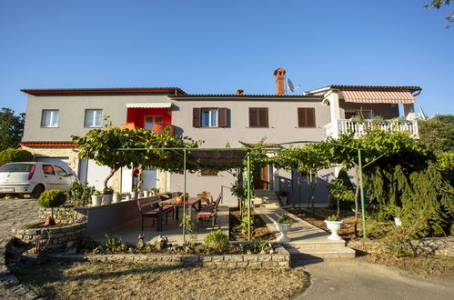 Photo 23 - Appartement de 2 chambres à Pićan avec piscine et terrasse