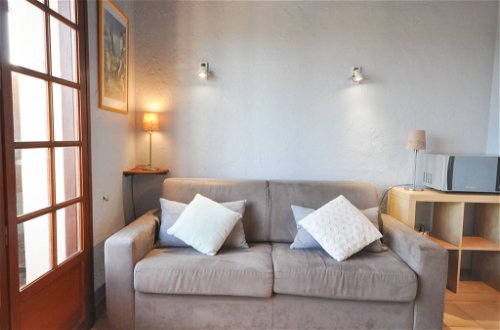 Foto 9 - Appartamento con 1 camera da letto a Cavalaire-sur-Mer con terrazza e vista mare