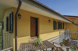 Foto 3 - Apartamento de 2 quartos em Lucca com jardim e terraço