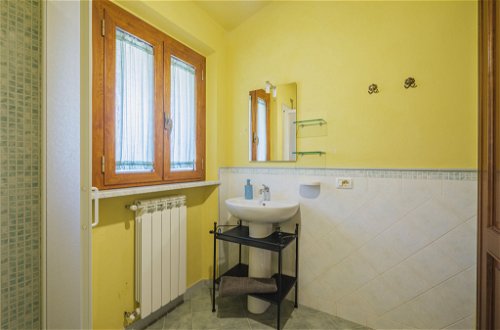 Foto 21 - Apartment mit 2 Schlafzimmern in Lucca mit garten und terrasse