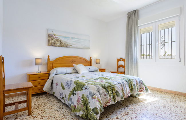 Casa de 4 quartos em Vinaròs com piscina privada e jardim - Foto 5
