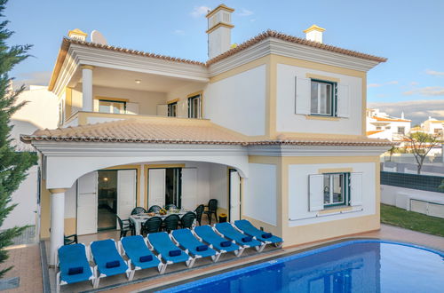 Foto 47 - Haus mit 4 Schlafzimmern in Albufeira mit privater pool und garten