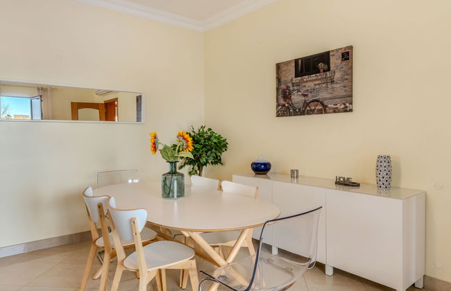 Casa de 4 quartos em Albufeira com piscina privada e jardim - Foto 13