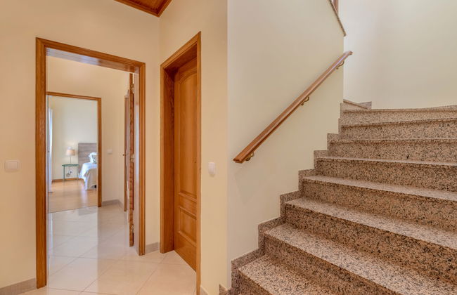 Casa de 4 quartos em Albufeira com piscina privada e jardim - Foto 37