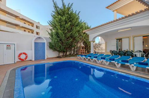 Foto 35 - Casa de 4 quartos em Albufeira com piscina privada e jardim