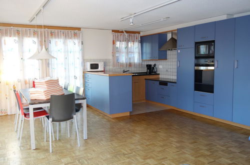 Photo 4 - 1 bedroom Apartment in Ringgenberg with garden