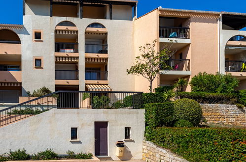 Photo 28 - Appartement de 2 chambres à Roquebrune-sur-Argens avec piscine et jardin