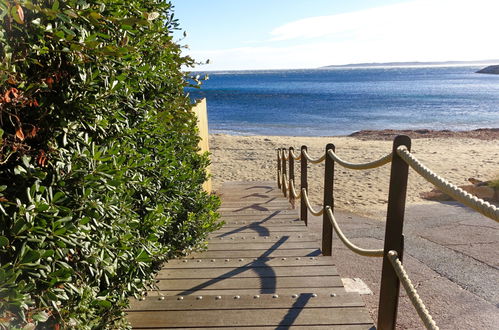 Foto 40 - Apartamento de 2 habitaciones en Roquebrune-sur-Argens con piscina y vistas al mar