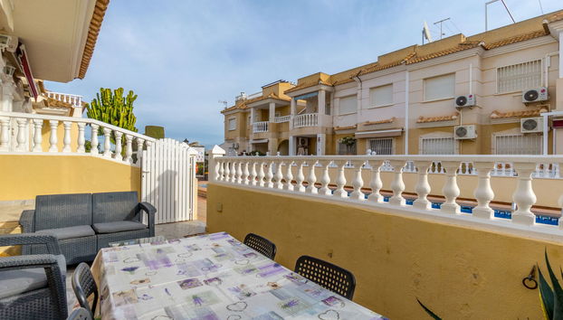 Casa de 3 quartos em Los Alcázares com piscina e terraço - Foto 3