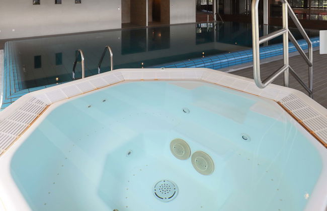 Apartamento de 2 quartos em Crans-Montana com piscina e terraço - Foto 23
