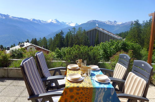 Foto 1 - Apartamento de 1 quarto em Crans-Montana com piscina e vista para a montanha