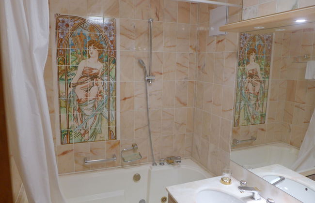 Apartamento de 2 quartos em Crans-Montana com piscina e terraço - Foto 4