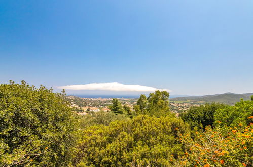 Foto 5 - Casa de 4 habitaciones en Bormes-les-Mimosas con terraza y vistas al mar