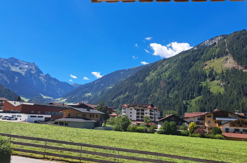 Foto 12 - Apartamento de 1 habitación en Mayrhofen con jardín y vistas a la montaña