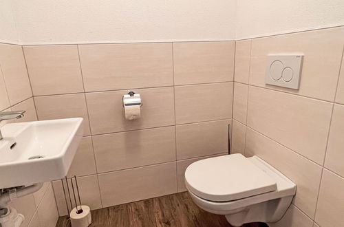 Photo 17 - 6 bedroom Apartment in Hollersbach im Pinzgau with garden and terrace