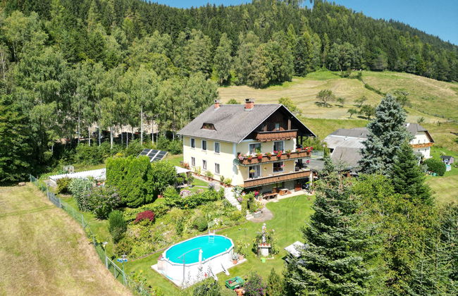 Apartamento de 3 quartos em Magdalensberg com piscina e jardim - Foto 1