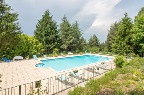 Foto 19 - Casa de 2 quartos em Aubazines com piscina e jardim