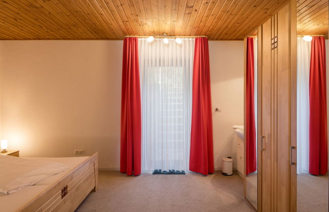 Casa de 12 quartos em Immerath com jardim e terraço - Foto 13