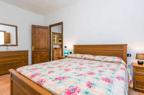 Foto 20 - Apartment mit 1 Schlafzimmer in Montespertoli mit schwimmbad und garten
