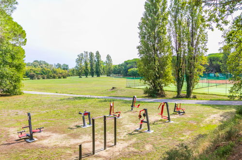 Foto 36 - Appartamento con 2 camere da letto a Aquileia con piscina e giardino