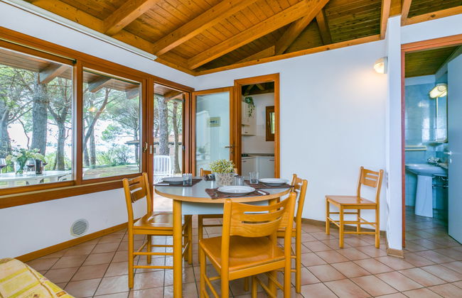 Casa de 3 quartos em Aquileia com piscina e jardim - Foto 7