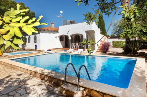 Photo 19 - Maison de 3 chambres à Mont-roig del Camp avec piscine privée et jardin