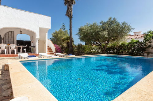 Photo 18 - 3 bedroom House in Mont-roig del Camp with private pool and garden