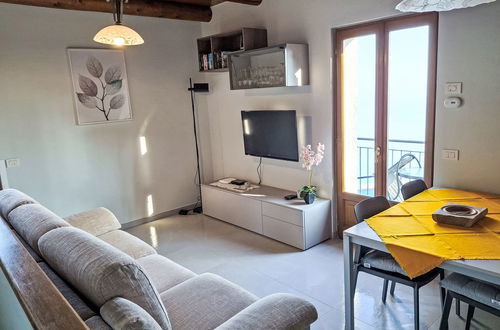 Foto 7 - Casa de 2 quartos em Trarego Viggiona com piscina privada e jardim