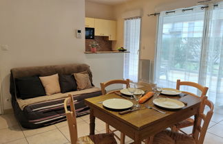 Photo 3 - 1 bedroom Apartment in Saint-Malo with garden and terrace