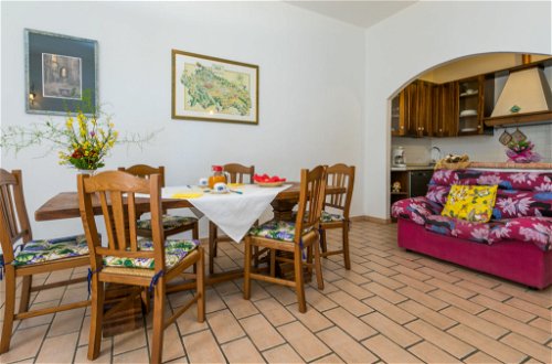 Foto 12 - Appartamento con 2 camere da letto a San Gimignano con piscina privata e giardino