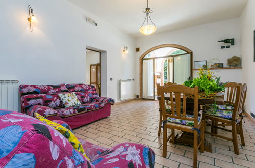 Foto 4 - Apartment mit 2 Schlafzimmern in San Gimignano mit privater pool und garten