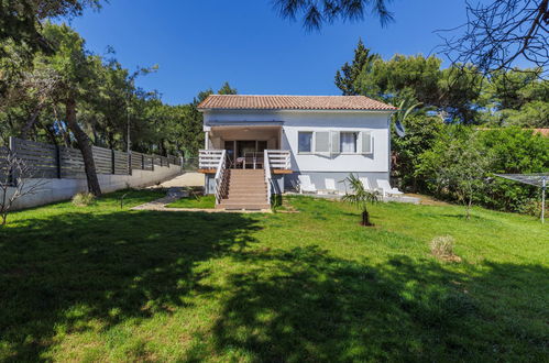 Photo 23 - Maison de 2 chambres à Medulin avec jardin et terrasse