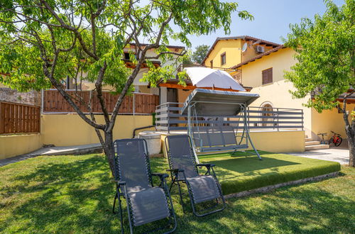 Foto 30 - Apartamento de 1 quarto em Lovran com jardim e terraço