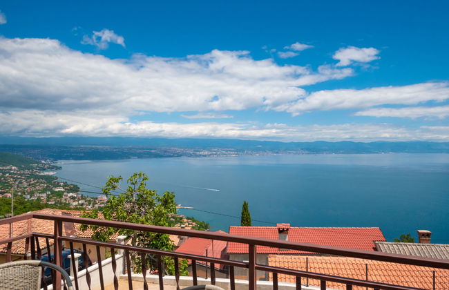 Apartamento de 2 quartos em Lovran com jardim e terraço - Foto 1