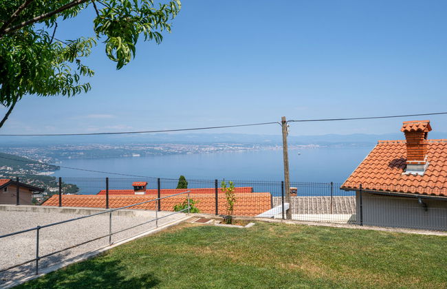 Apartamento de 2 quartos em Lovran com jardim e terraço - Foto 30