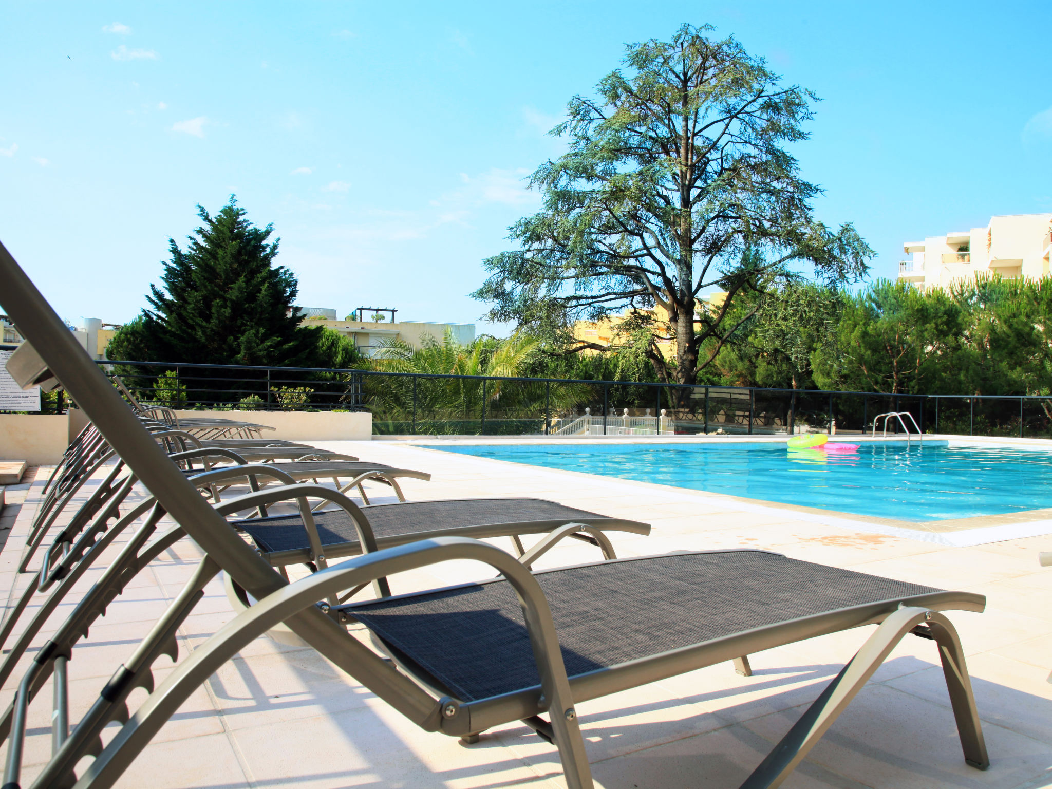 Foto 13 - Apartamento de 1 habitación en Cagnes-sur-Mer con piscina y jardín