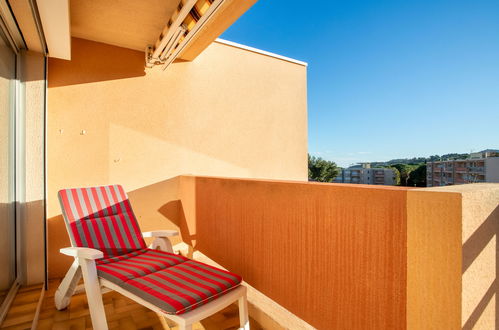 Photo 13 - Appartement de 1 chambre à Bormes-les-Mimosas avec piscine et jardin