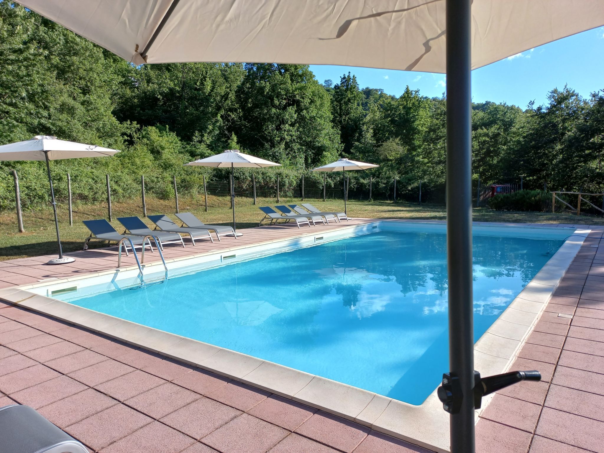 Foto 23 - Apartamento de 2 habitaciones en Montieri con piscina y jardín